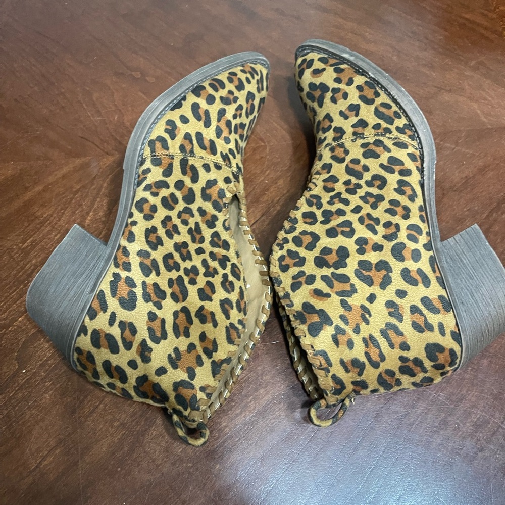 Volatile Cavalry Leopard Print Ankle Boots - Picture 8 of 12